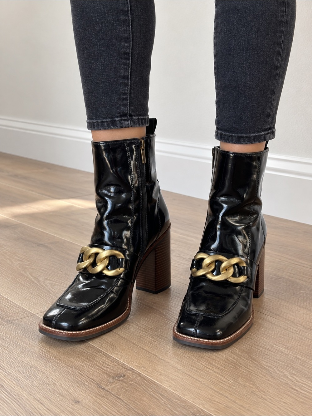 Steve Madden Black Patent Leather Ankle Boots with Gold Chain